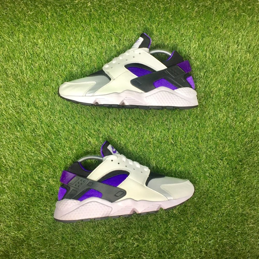 NIKE, New Nike Air Huarache, - Picture 3 of 6